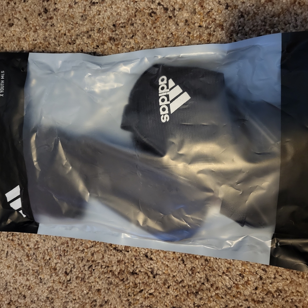 Adidas Kids Black Shin Guards